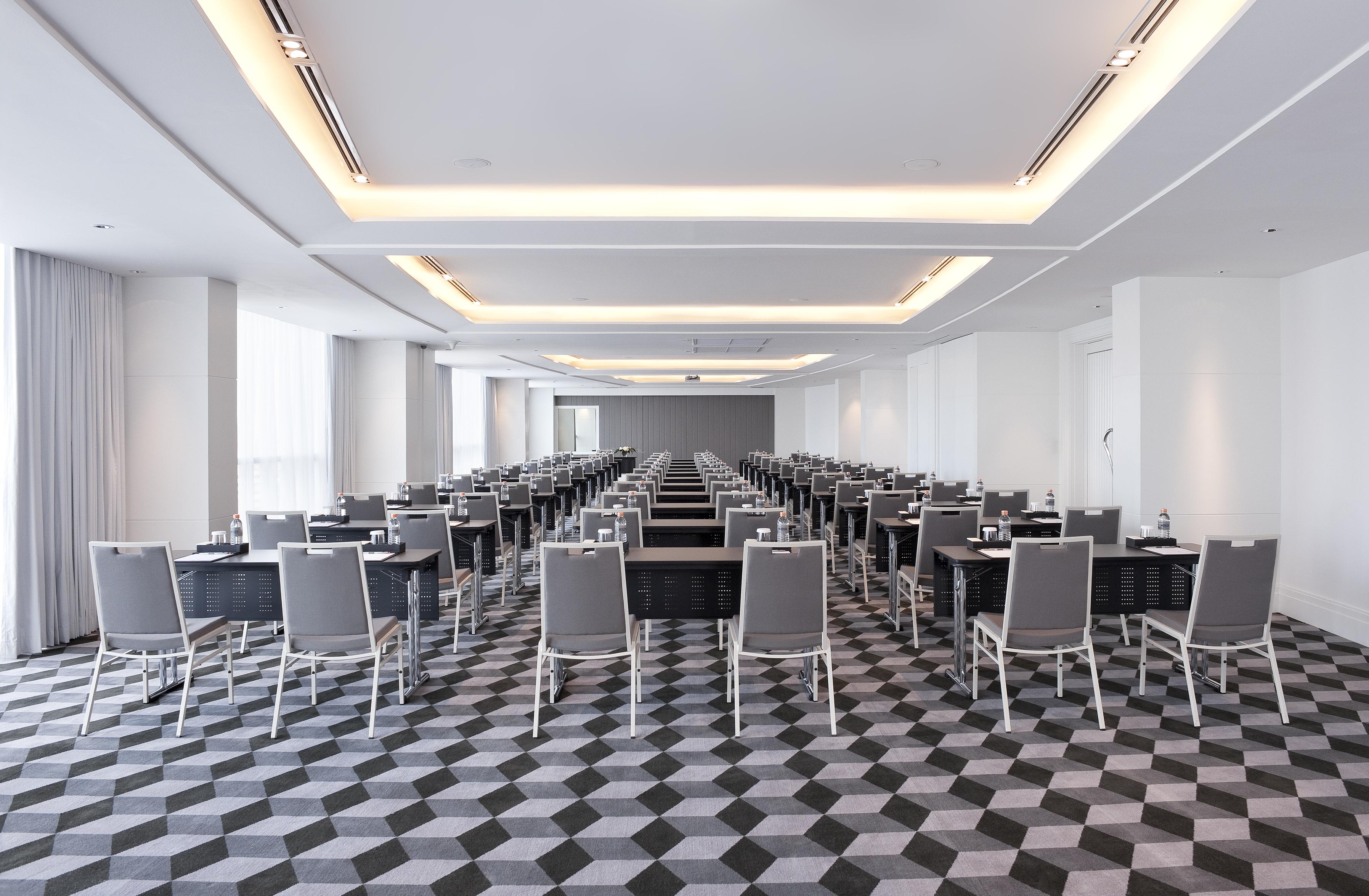 Pullman Bangkok Hotel G Extérieur photo The ballroom