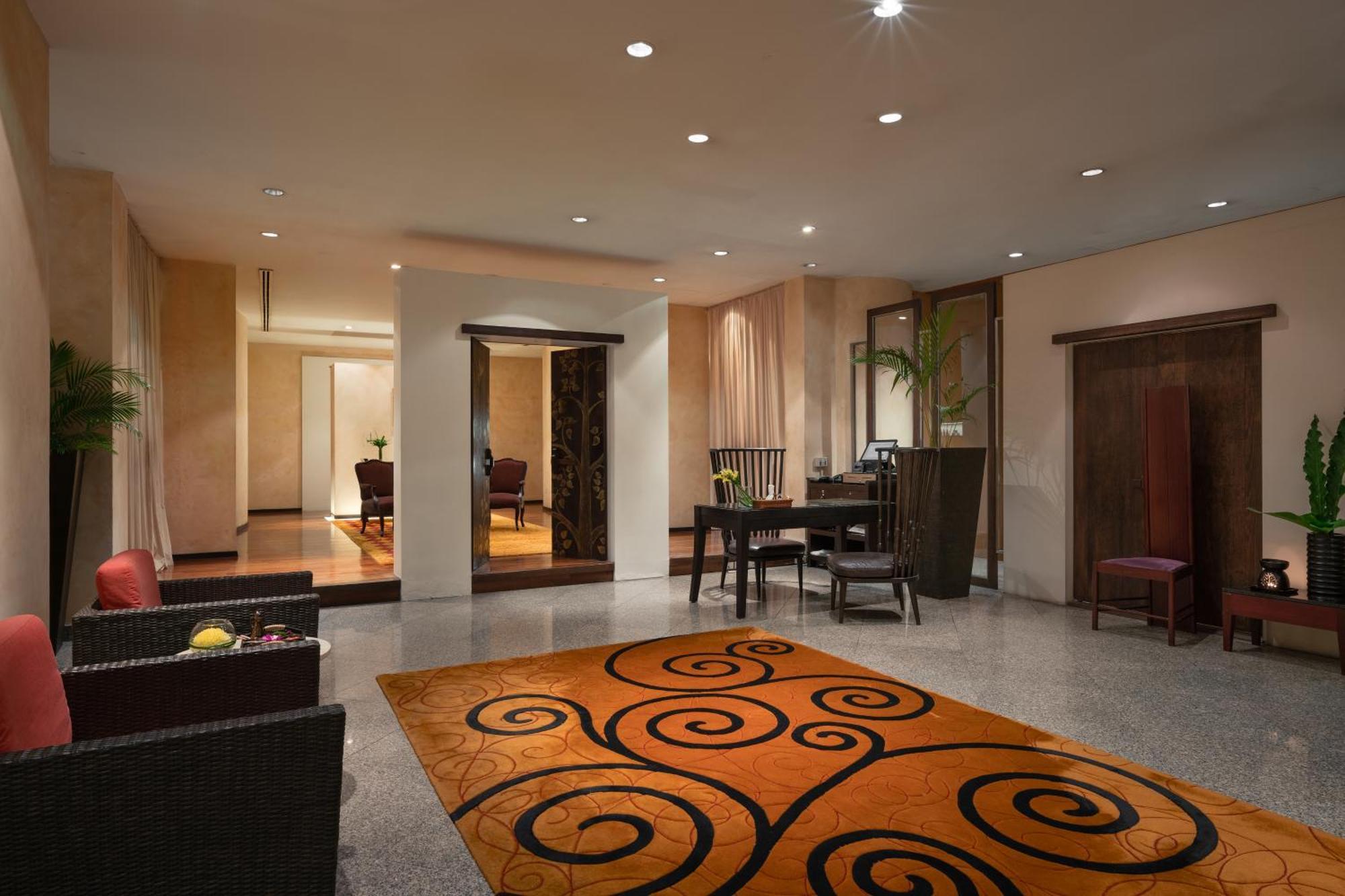 Pullman Bangkok Hotel G Extérieur photo A suite at the Mandarin Oriental, Kuala Lumpur